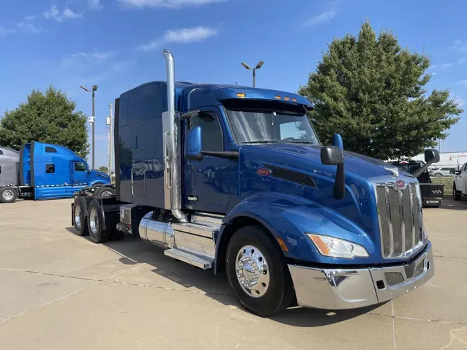 2022 Peterbilt 579
