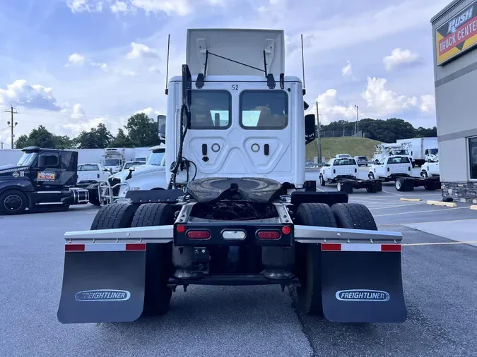 2021 Freightliner Cascadia