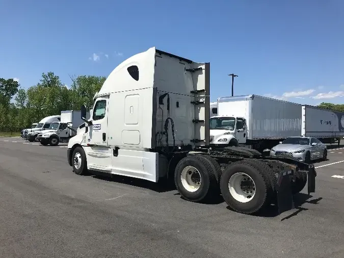 2018 Freightliner T12664ST