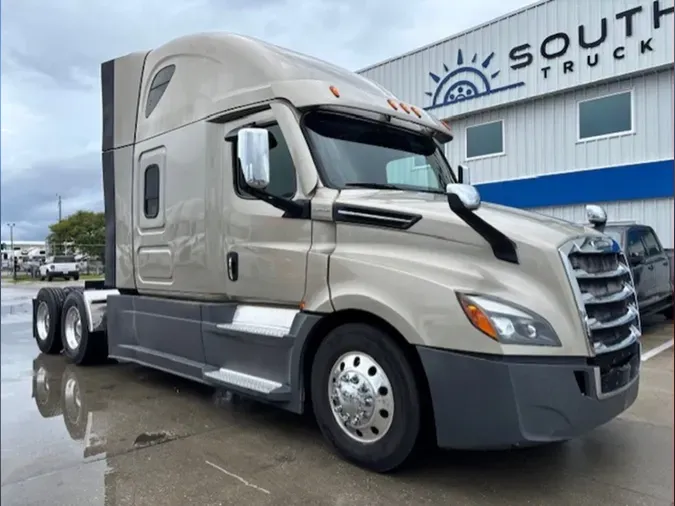2022 Freightliner Cascadia 12689b9000d99e0aebac6cb168f96aeccb2