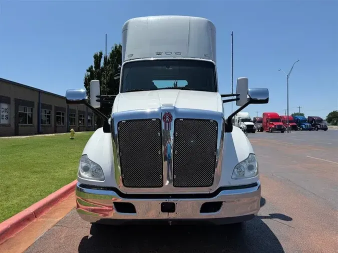2018 KENWORTH T680
