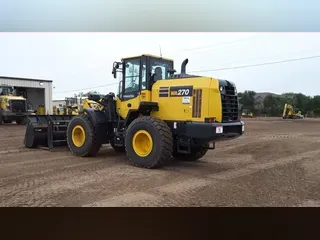2020 Komatsu WA270-8