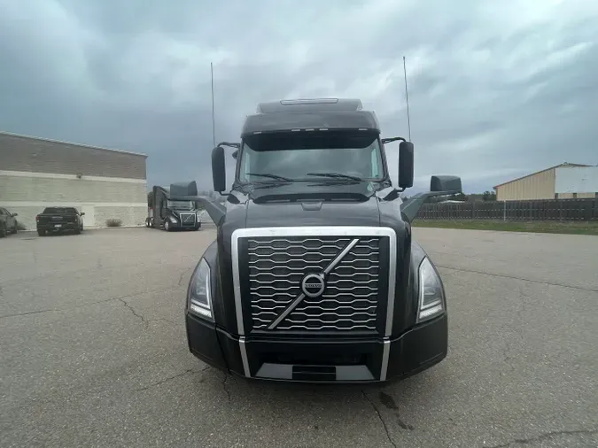 2021 Volvo VNL 860