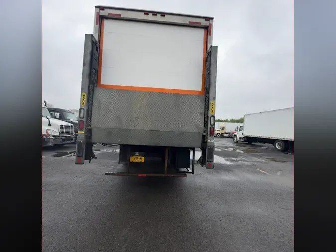 2019 NAVISTAR INTERNATIONAL 4300