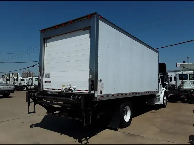 2018 FREIGHTLINER/MERCEDES M2 106