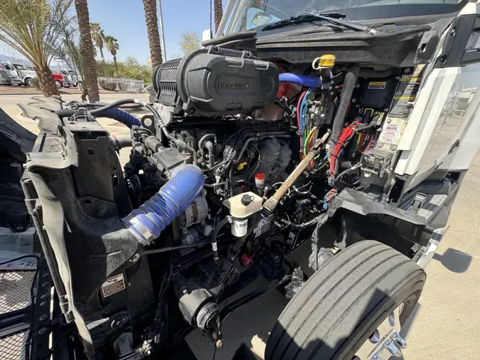 2023 Kenworth T680