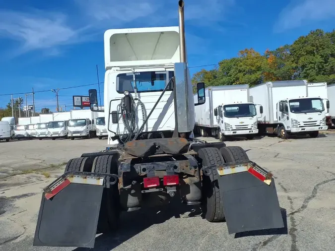 2021 NAVISTAR INTERNATIONAL LT625 DAYCAB S/A