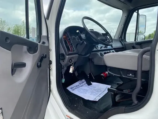 2020 Freightliner Business Class M2 106