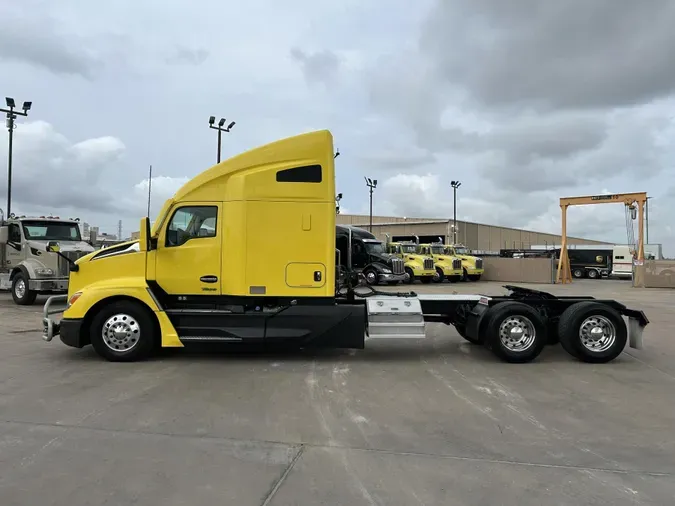 2023 Kenworth T680