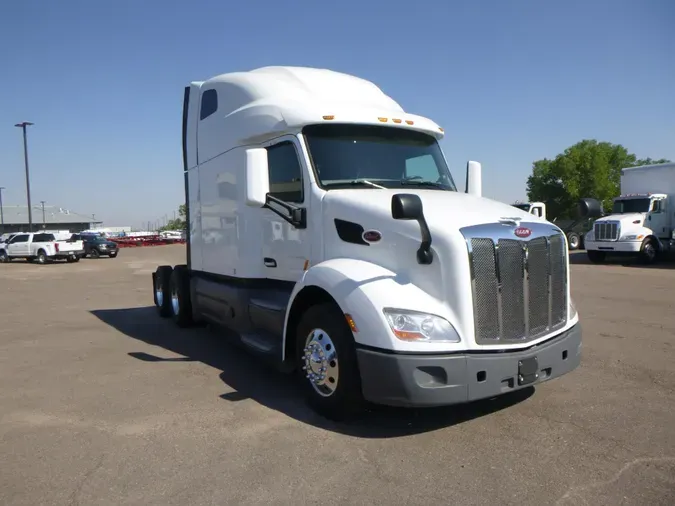 2021 Peterbilt 579