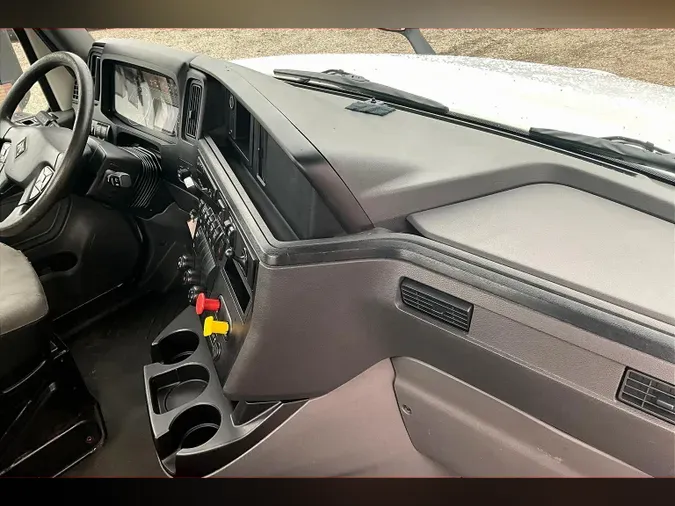 2019 INT LT625 6x4