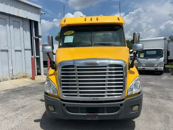 2018 FREIGHTLINER CASCADIA 113