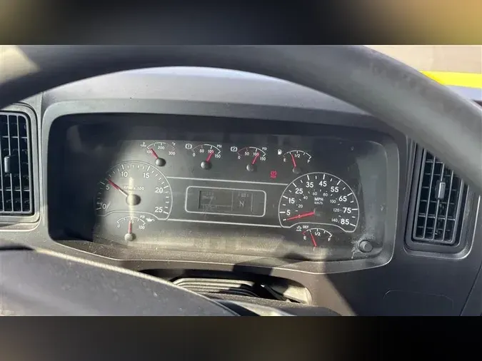 2019 INTERNATIONAL RH613