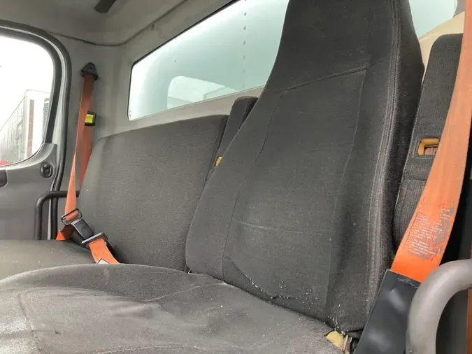 2014 FREIGHTLINER/MERCEDES M2 106