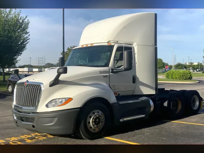 2022 INT LT625 6x4