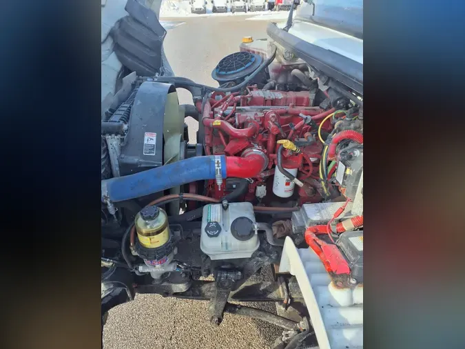 2022 FREIGHTLINER/MERCEDES M2 106