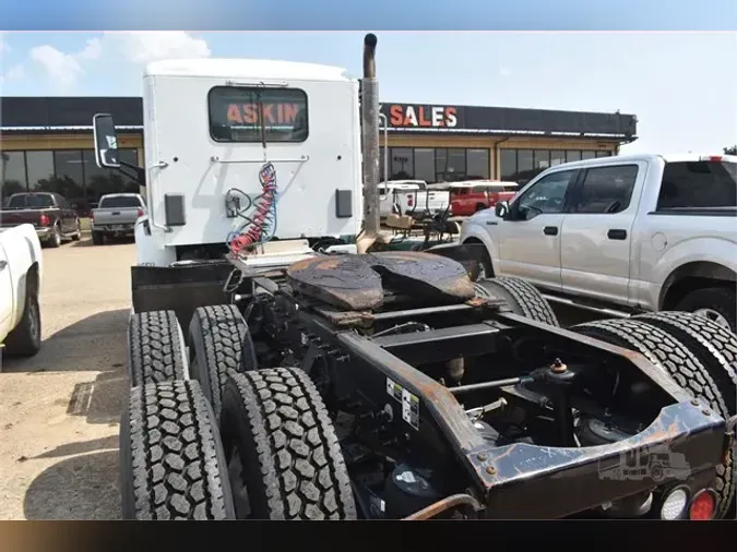 2015 PETERBILT 579