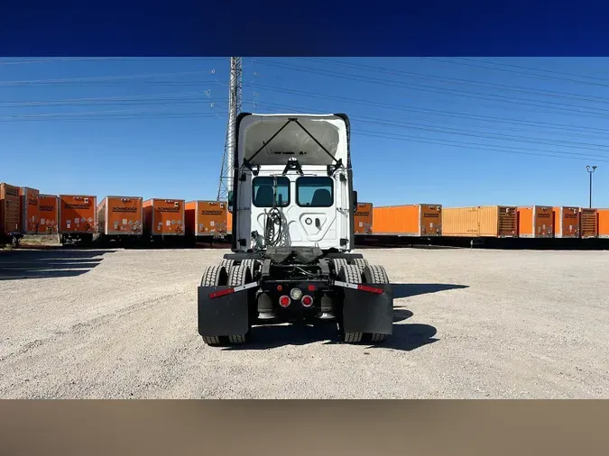 2020 Freightliner Cascadia 12689e3b11240fb6d83fca310f94c2234bc