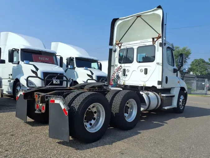 2017 FREIGHTLINER CASCADIA 12589e6f7c6b00ca04adda744e1fad248e0