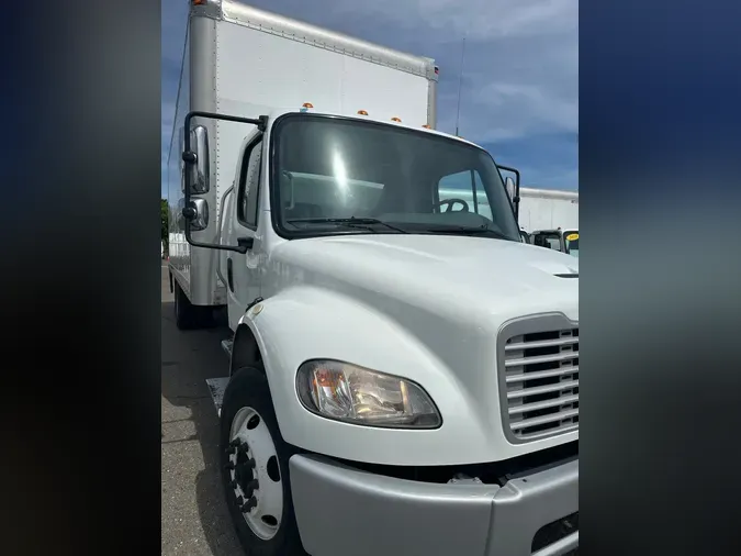 2016 FREIGHTLINER/MERCEDES M2 106