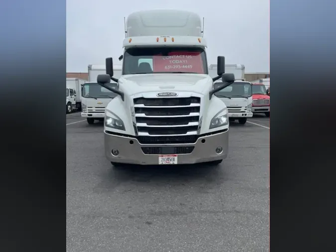 2019 FREIGHTLINER NEW CASCADIA 126