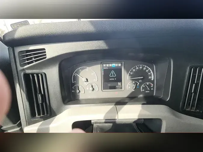 2019 FREIGHTLINER CA126