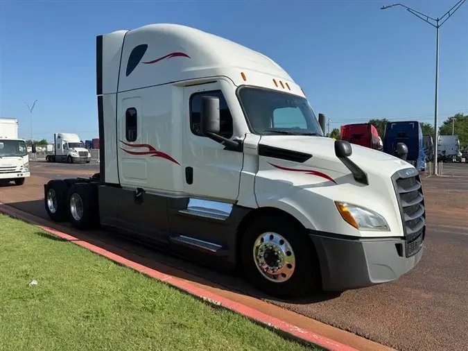 2021 FREIGHTLINER CA12689f036e97ee69162172c4b4379433549