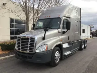 2017 FL CASCADIA EVOLUTION