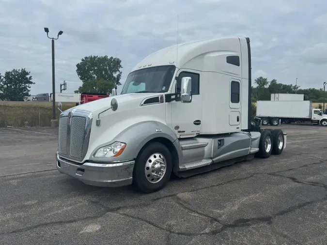 2022 Kenworth T680