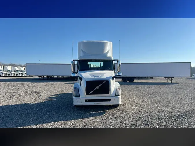 2018 Volvo VNL300