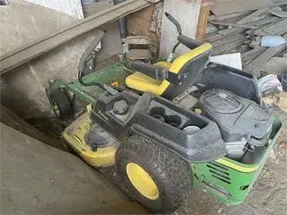2017 JOHN DEERE Z525E