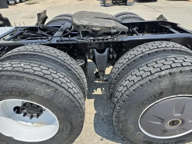 2022 International LT625
