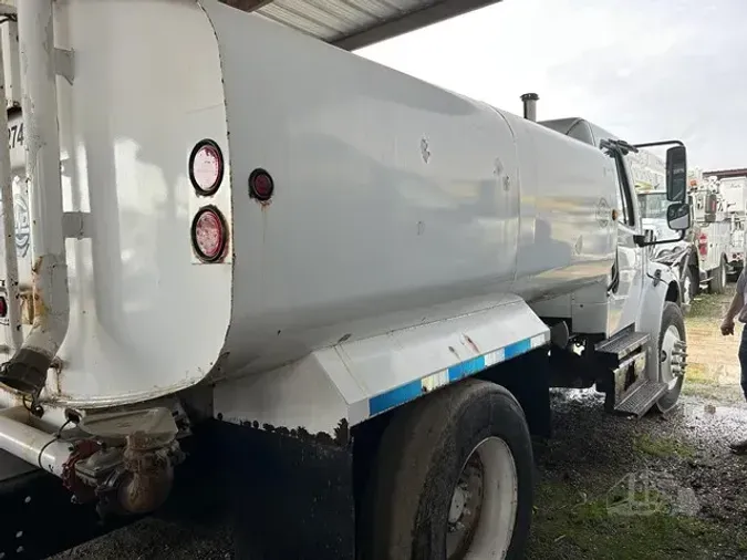 2013 FREIGHTLINER BUSINESS CLASS M2 106