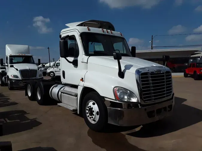 2019 FREIGHTLINER/MERCEDES CASCADIA 1258a0040f607cdfdcf1115c2c179fb0e09