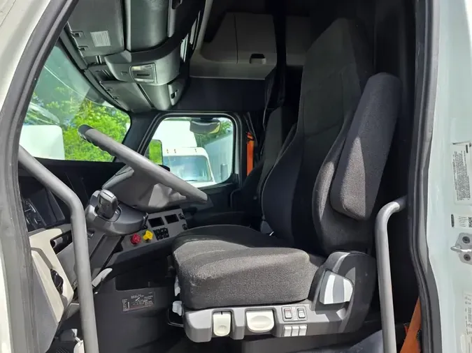 2019 FREIGHTLINER NEW CASCADIA PX12664