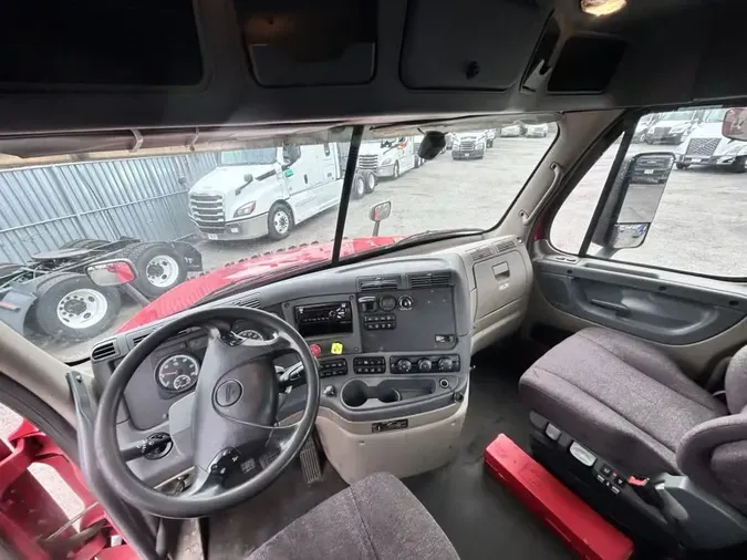 2019 FREIGHTLINER CASCADIA 125
