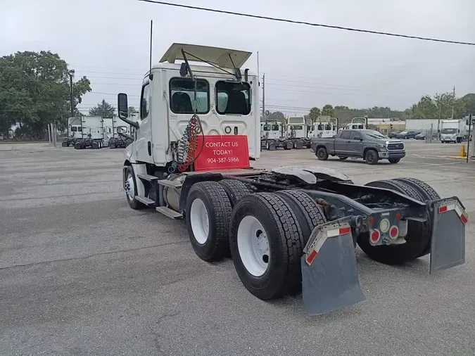 2020 FREIGHTLINER/MERCEDES NEW CASCADIA PX12664