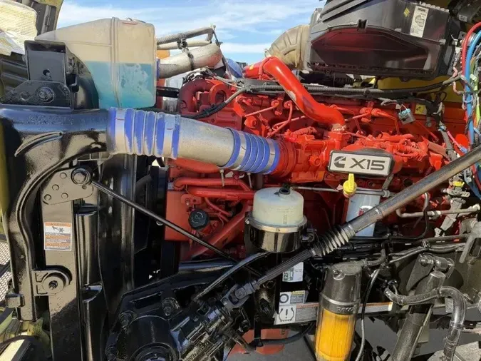 2021 Peterbilt 5798a043956a398dd49a87e1b01fa5aeaee