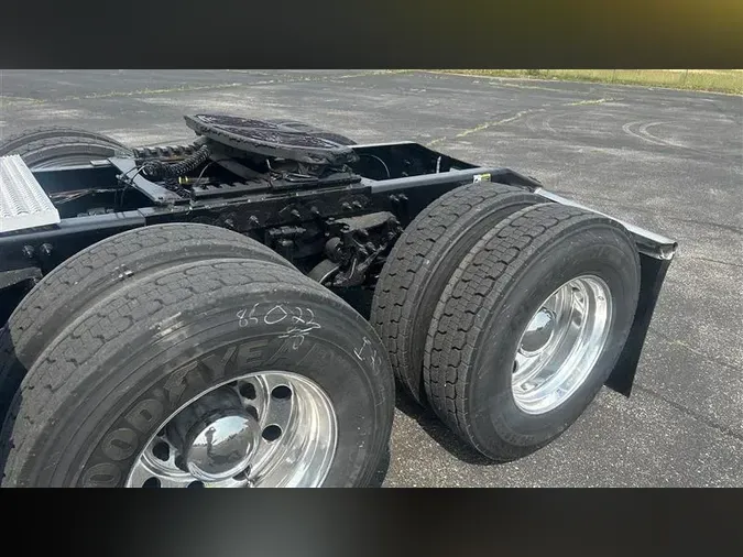 2019 PETERBILT 579