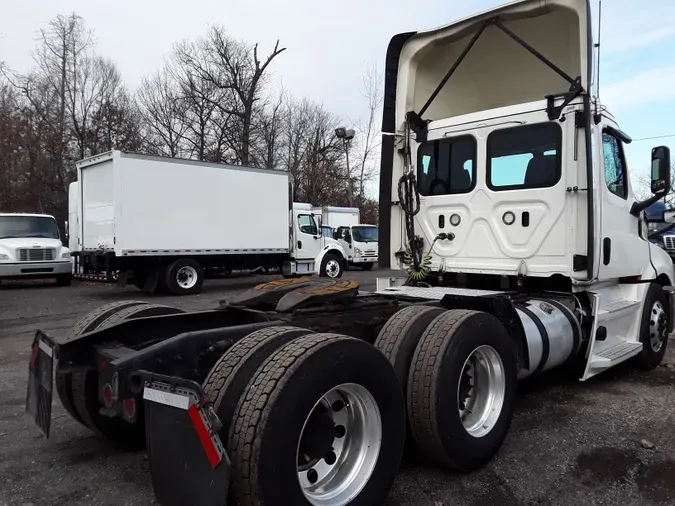 2019 FREIGHTLINER/MERCEDES NEW CASCADIA PX12664