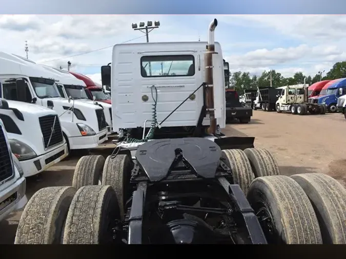 2007 VOLVO VNL64T300