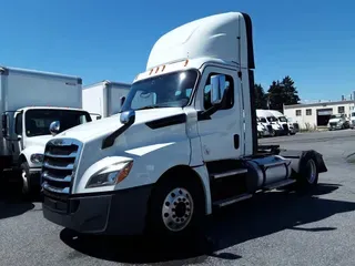 2020 FREIGHTLINER NEW CASCADIA 126