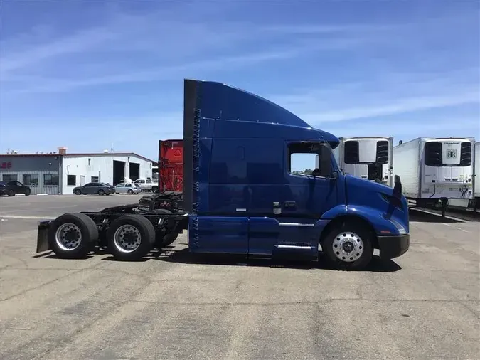 2021 VOLVO VNL6408a0c485c5d2342648ebff060bfba6951