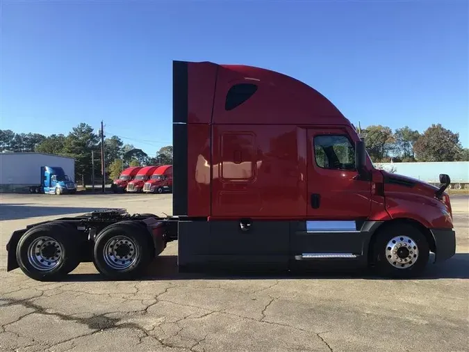 2021 FREIGHTLINER CASCADIA