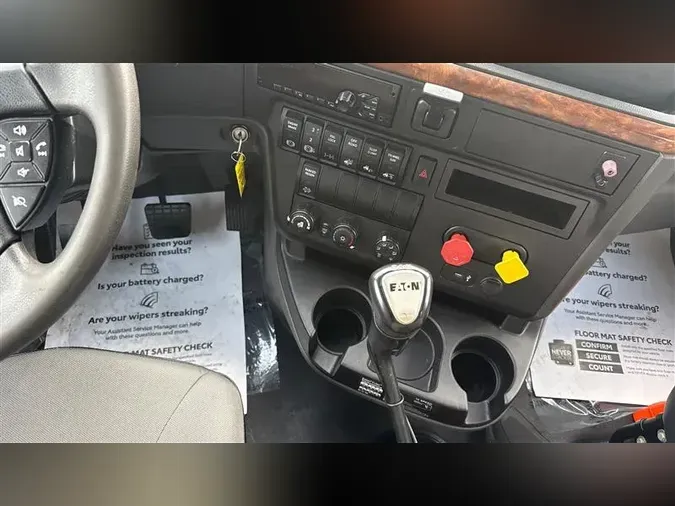 2018 INTERNATIONAL RH613