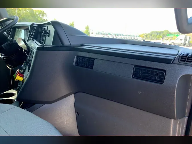 2019 INT LT625 6x4