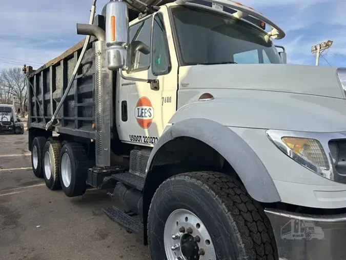 2006 INTERNATIONAL WORKSTAR 7600