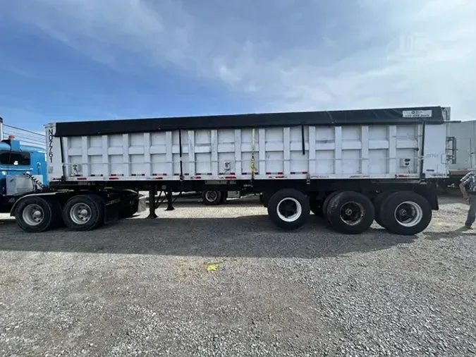 1986 SUMMIT 36 FT OPEN TOP