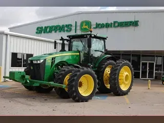 2018 John Deere 8320R