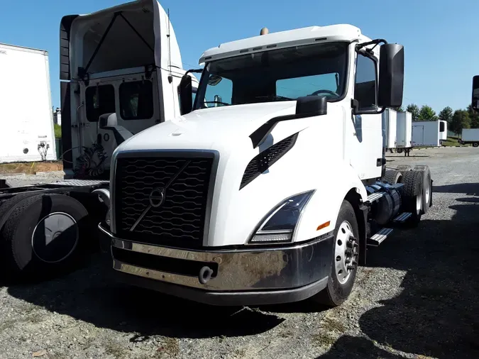 2019 VOLVO VNL64T-3008a1e424657a260394ad757b9264d8436